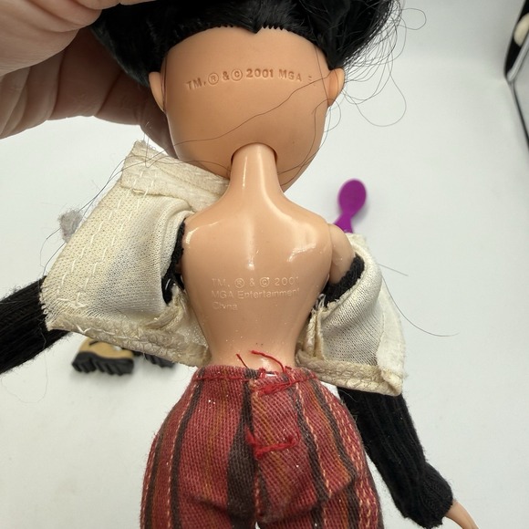 Vintage MGA Entertainment Bratz Jade 2002 Xpress It Fashion Doll Collection - Picture 8 of 16
